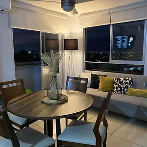 Apartment Centro Historico Downtown Depto Completo Alberca Climatizada Ac Parking Free Seguridad 24 Hras, Guadalajara